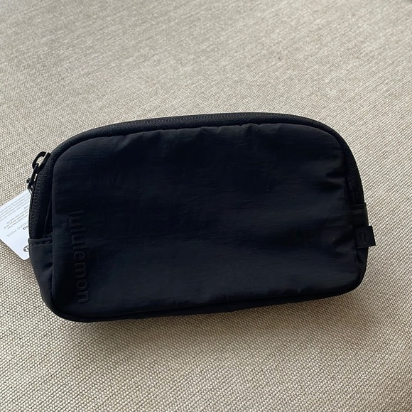 lululemon athletica Handbags - BNWT Black Mini EBB
